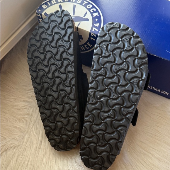 Birkenstock Black Sandals with Tan Footbed - Picture 4 of 5